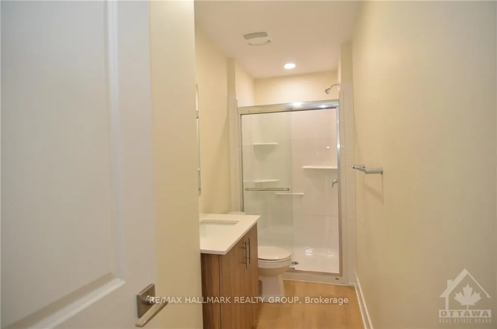 Photo 17 of 183 Columbus Avenue, Ottawa, Overbrook/Castle Heights — HOMEH