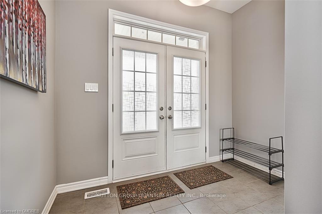 Photo 5 of Unit (Room 1), 545 Kennedy Circle, Milton, Cobban — HOMEH