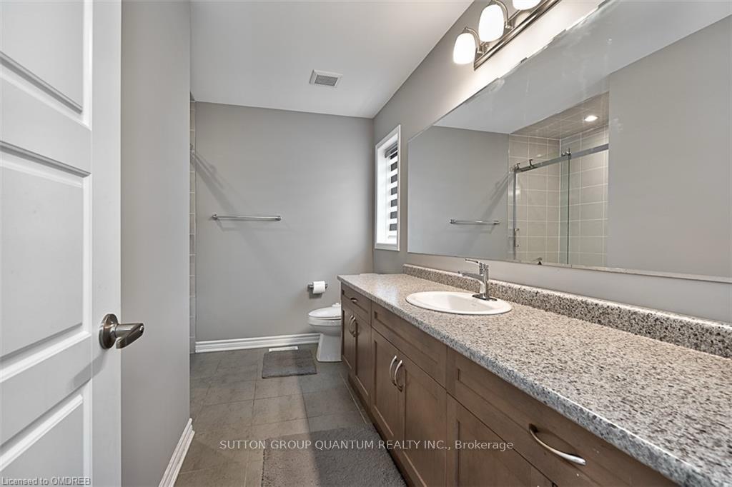 Photo 10 of Unit (Room 1), 545 Kennedy Circle, Milton, Cobban — HOMEH
