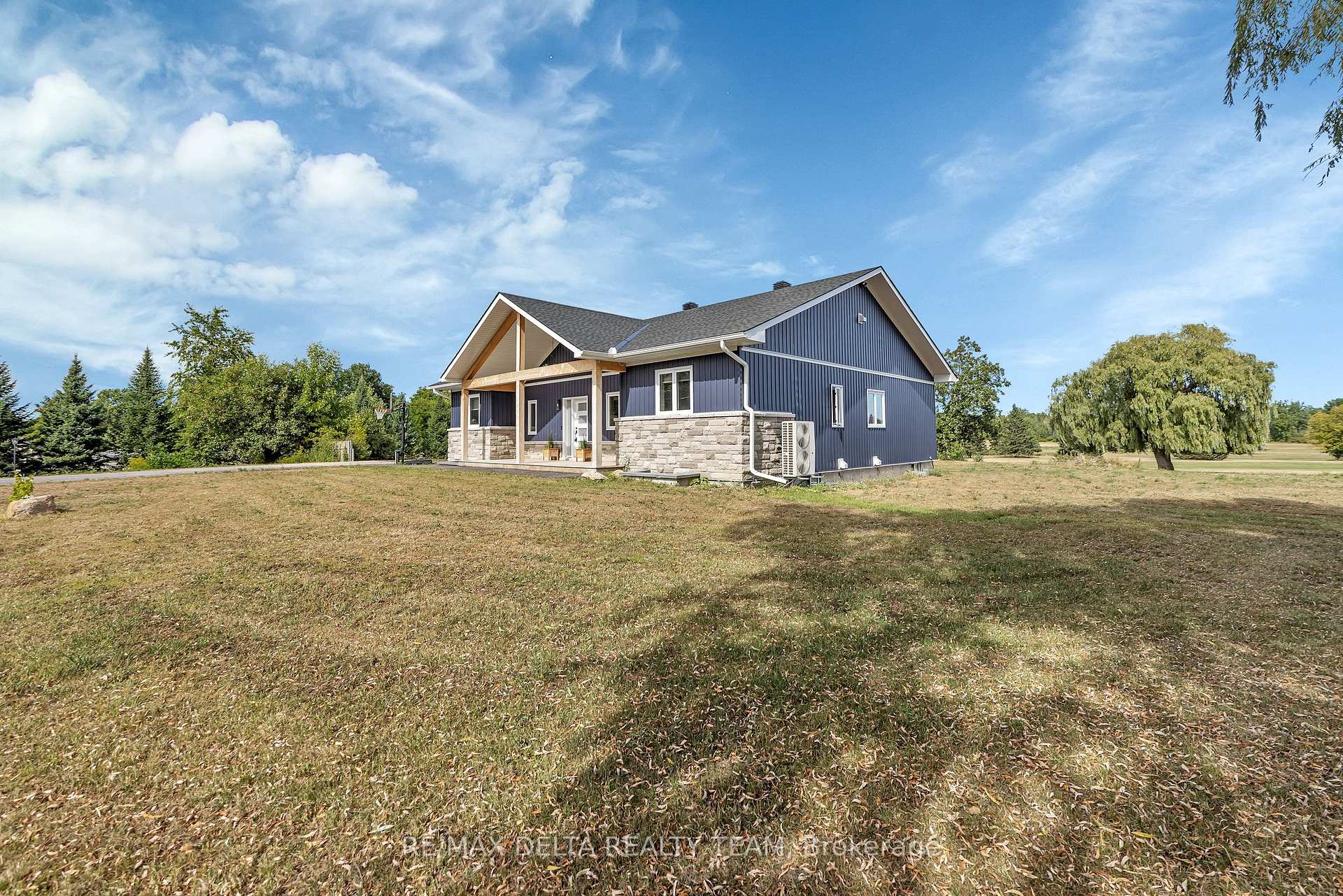 Photo 1 of 4645 Mcneely Rd, Ottawa, Sarsfield/Bearbrook — HOMEH
