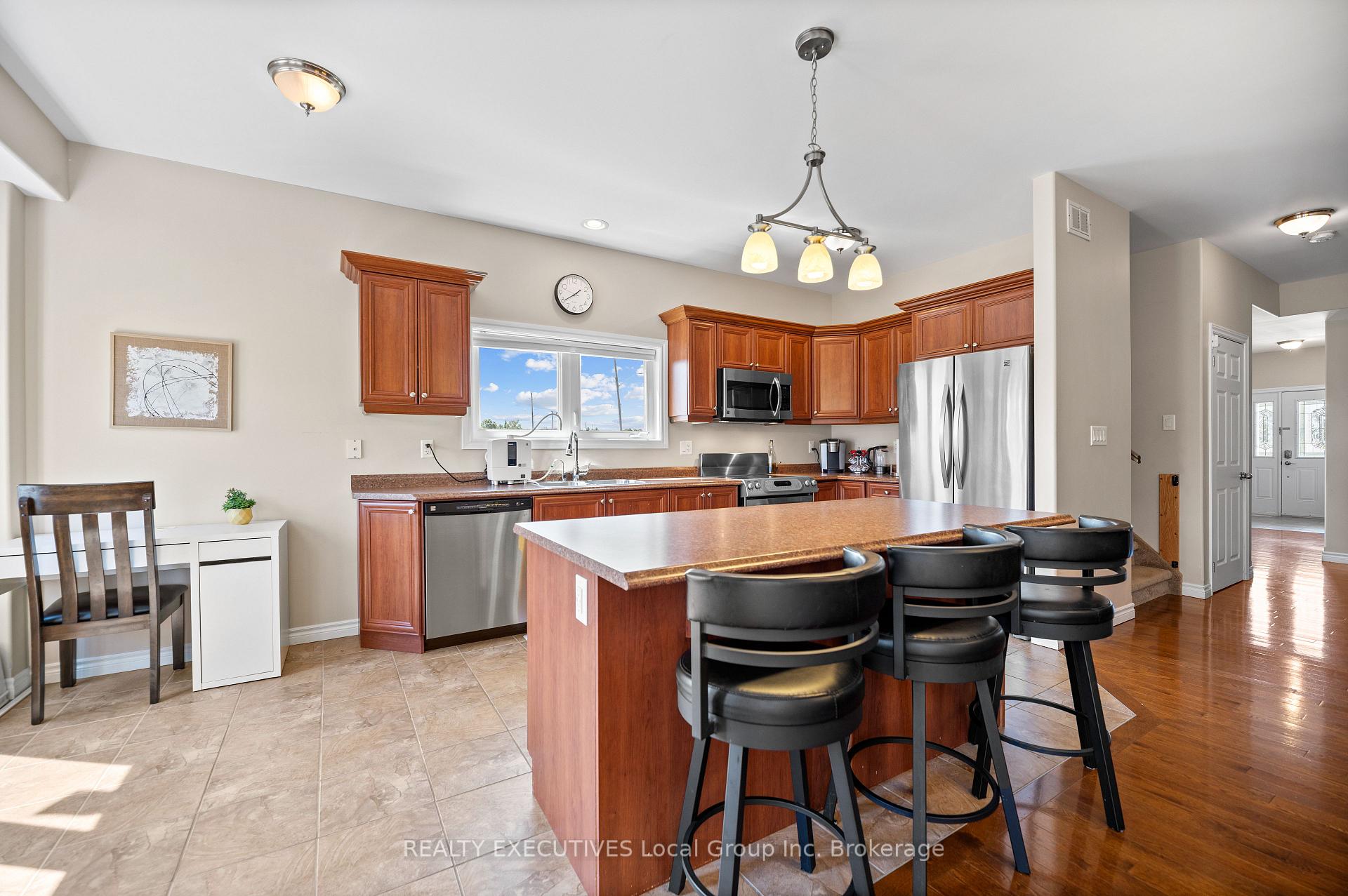 Photo 11 of 465 Norman Avenue, North Bay, Widdifield — HOMEH