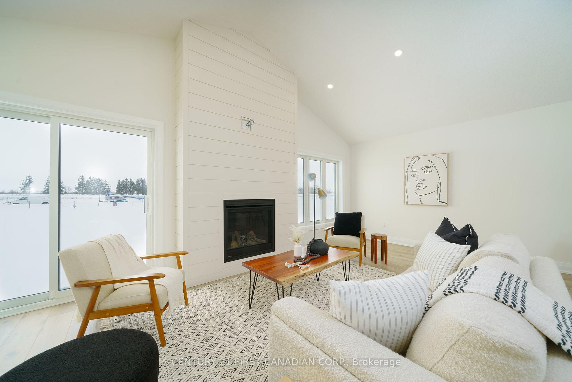 Photo 11 of 62 Postma Crescent, North Middlesex, Alisa Craig — HOMEH