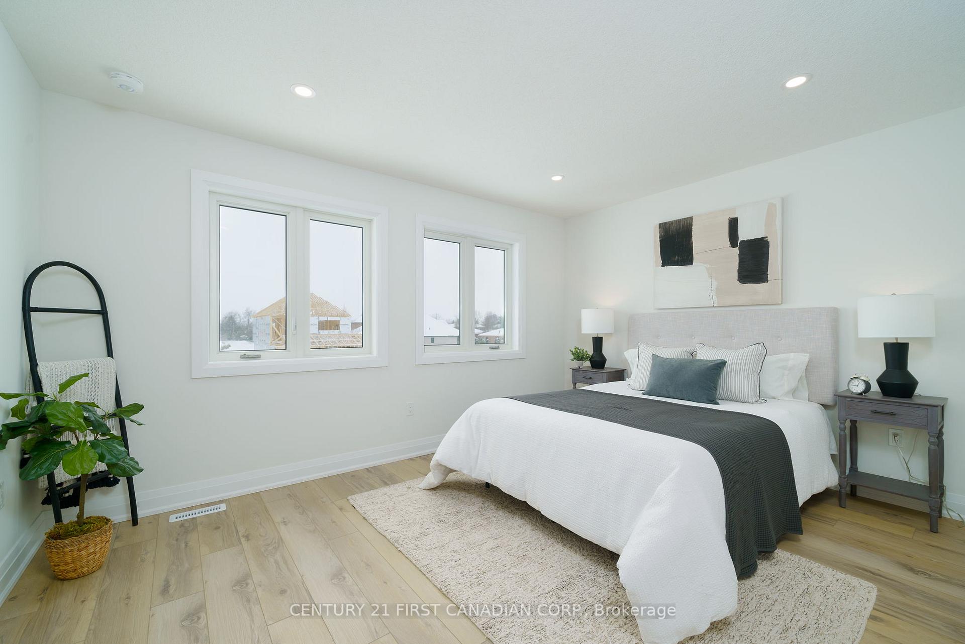 Photo 15 of 62 Postma Crescent, North Middlesex, Alisa Craig — HOMEH