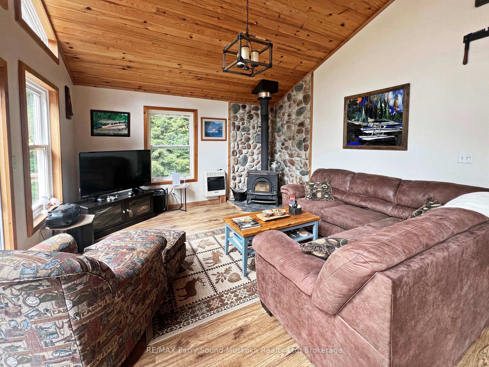Photo 6 of 994 Toad Lake, Parry Sound Remote Area, Wilson — HOMEH