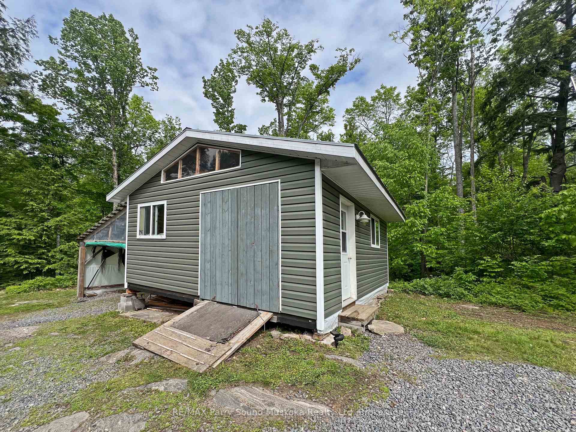 Photo 35 of 994 Toad Lake, Parry Sound Remote Area, Wilson — HOMEH