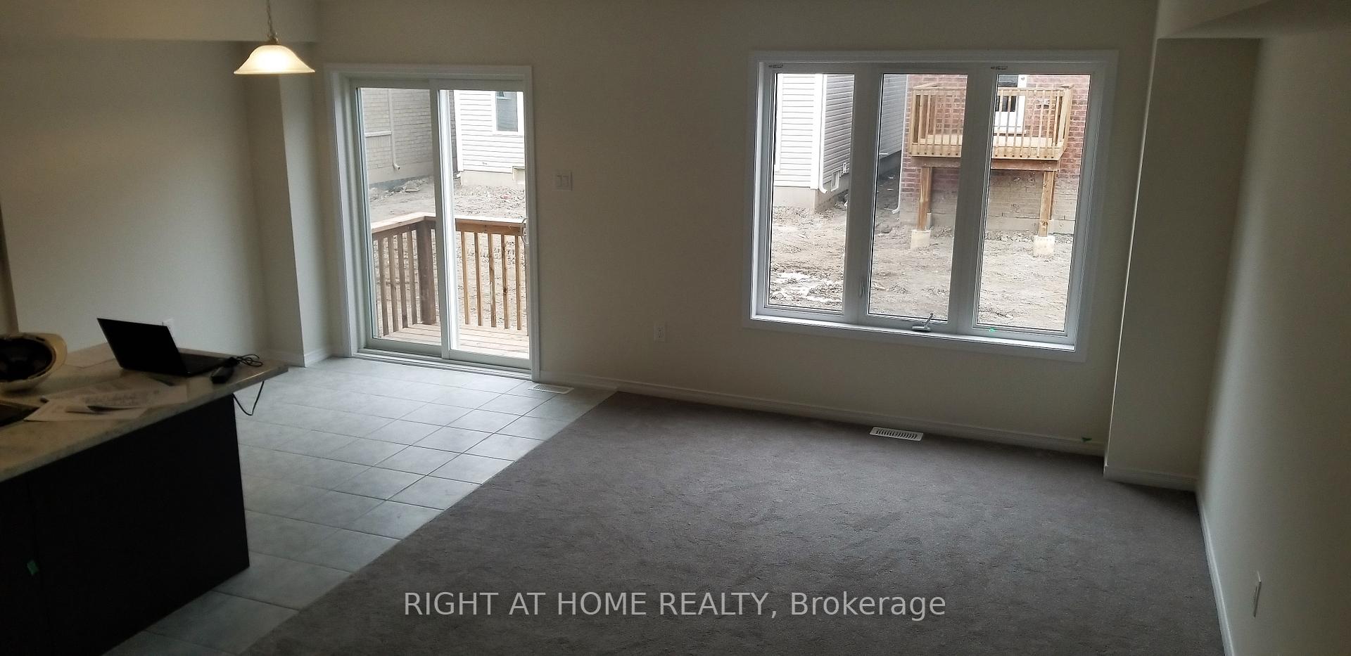 Photo 8 of 7730 White Pine Crescent, Niagara Falls, Brown — HOMEH