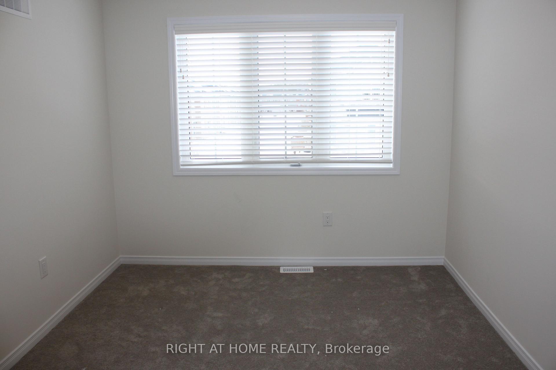 Photo 11 of 7730 White Pine Crescent, Niagara Falls, Brown — HOMEH