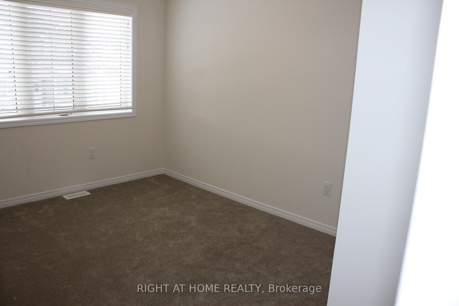 Photo 12 of 7730 White Pine Crescent, Niagara Falls, Brown — HOMEH
