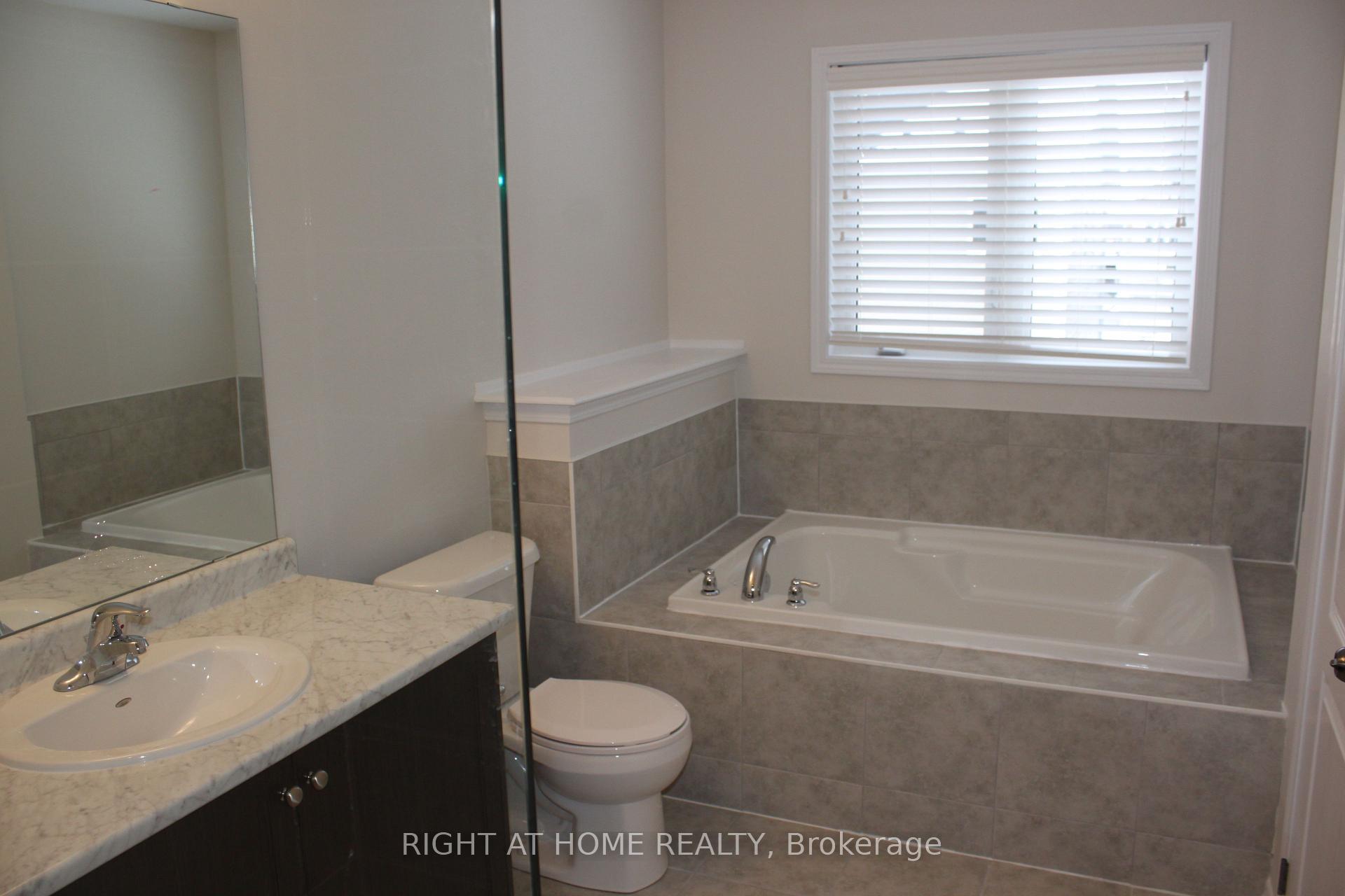Photo 21 of 7730 White Pine Crescent, Niagara Falls, Brown — HOMEH