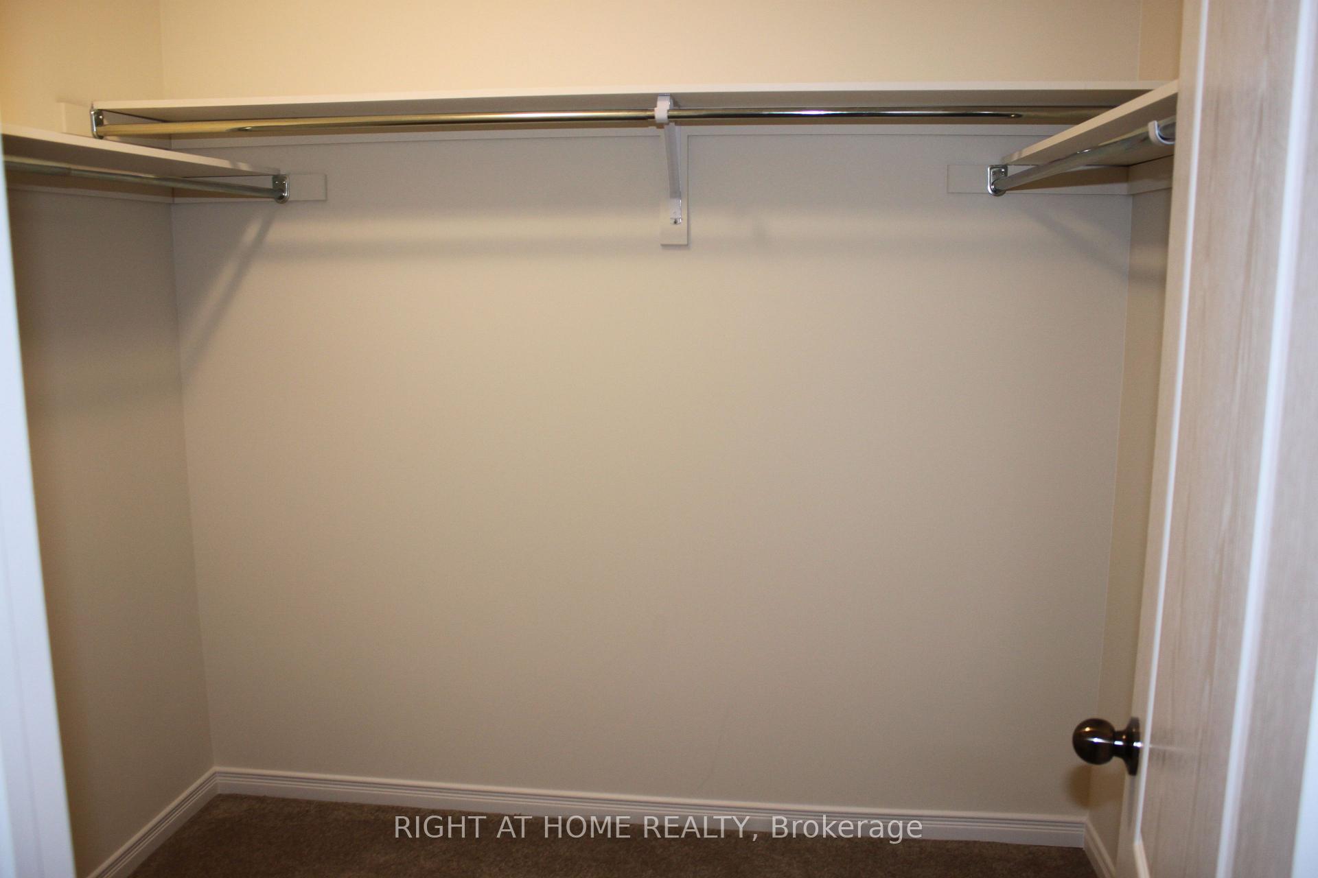 Photo 22 of 7730 White Pine Crescent, Niagara Falls, Brown — HOMEH