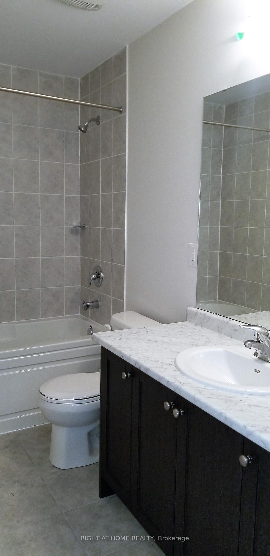 Photo 28 of 7730 White Pine Crescent, Niagara Falls, Brown — HOMEH
