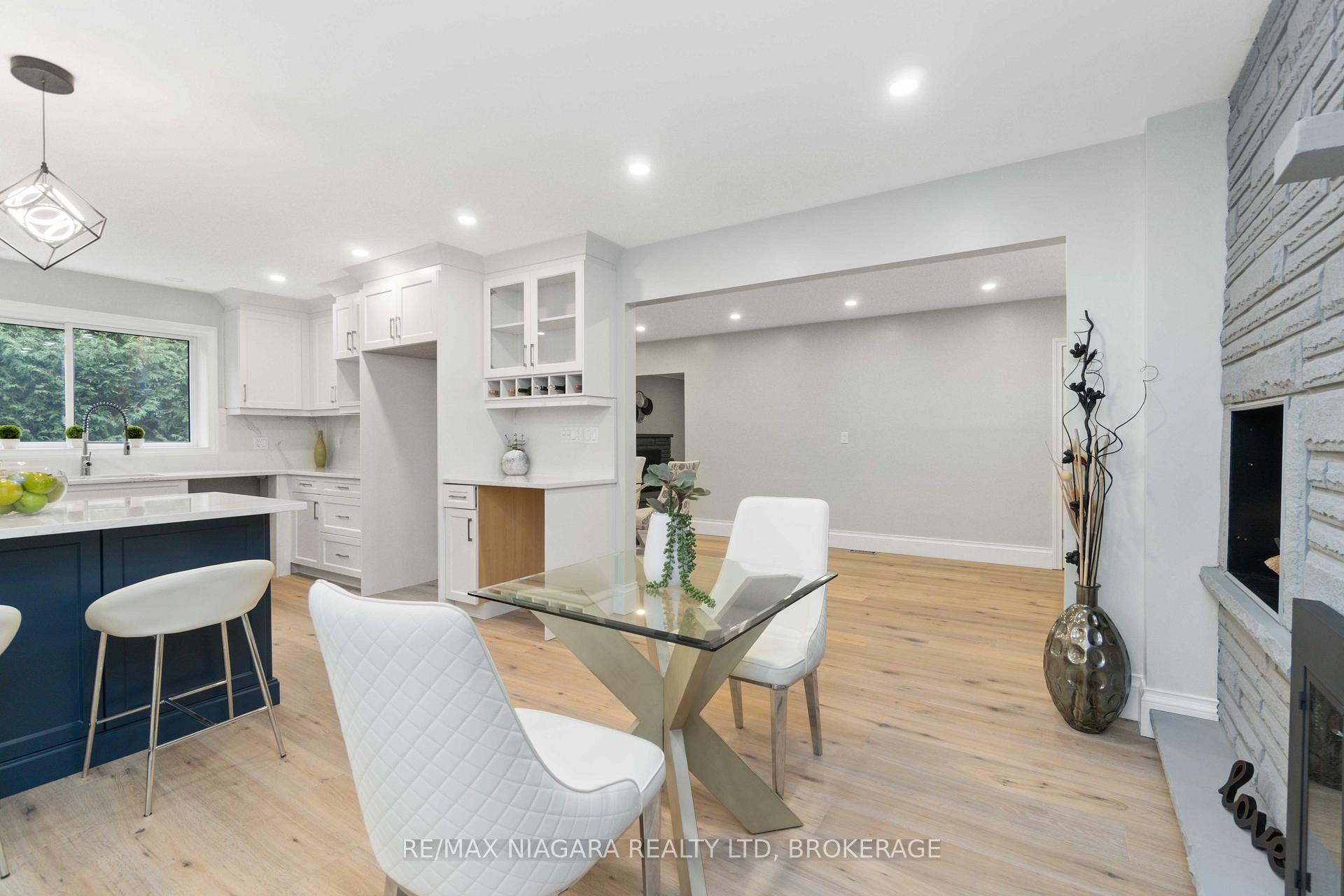 Photo 9 of 7159 Mccoll Drive, Niagara Falls, Casey — HOMEH