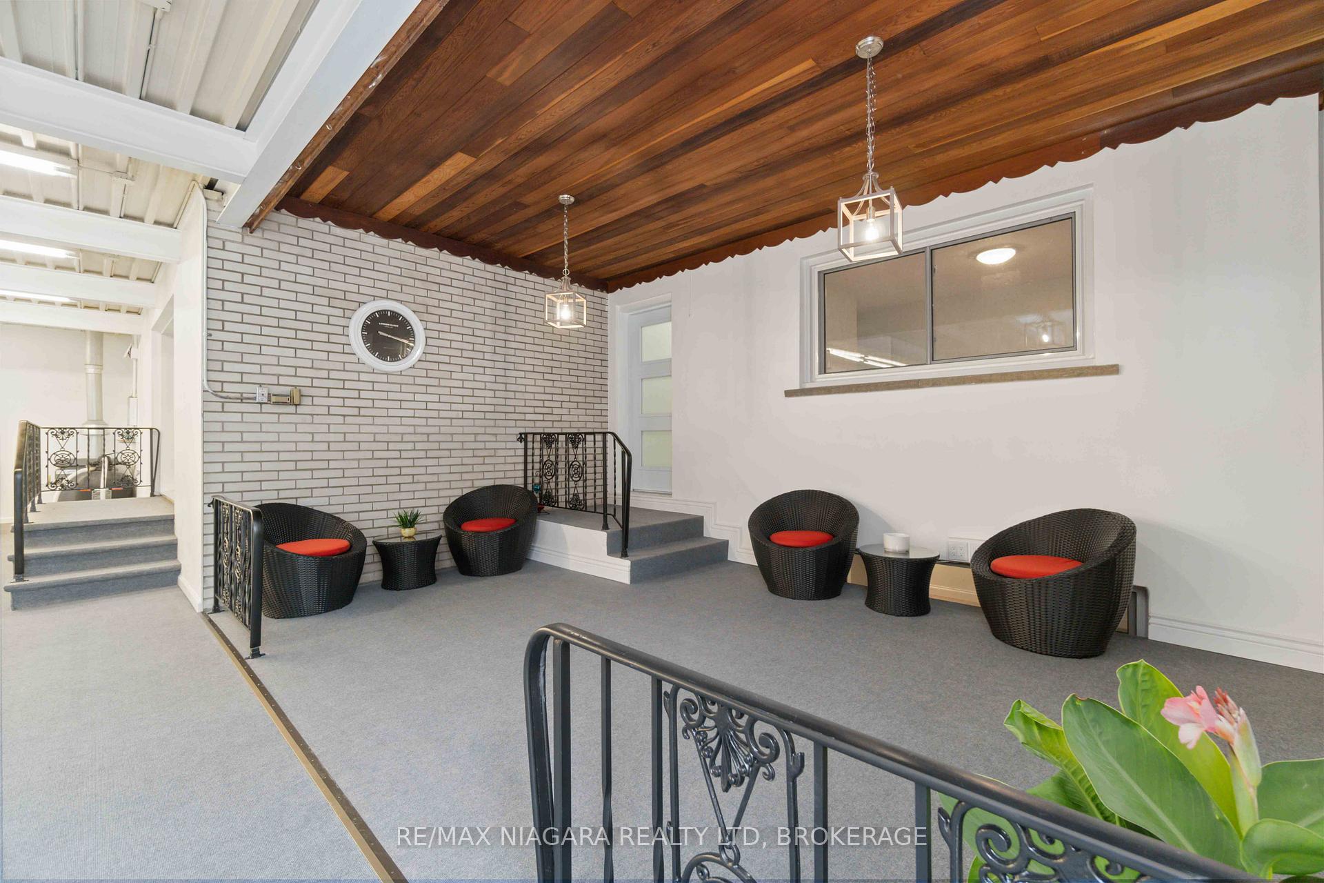 Photo 15 of 7159 Mccoll Drive, Niagara Falls, Casey — HOMEH