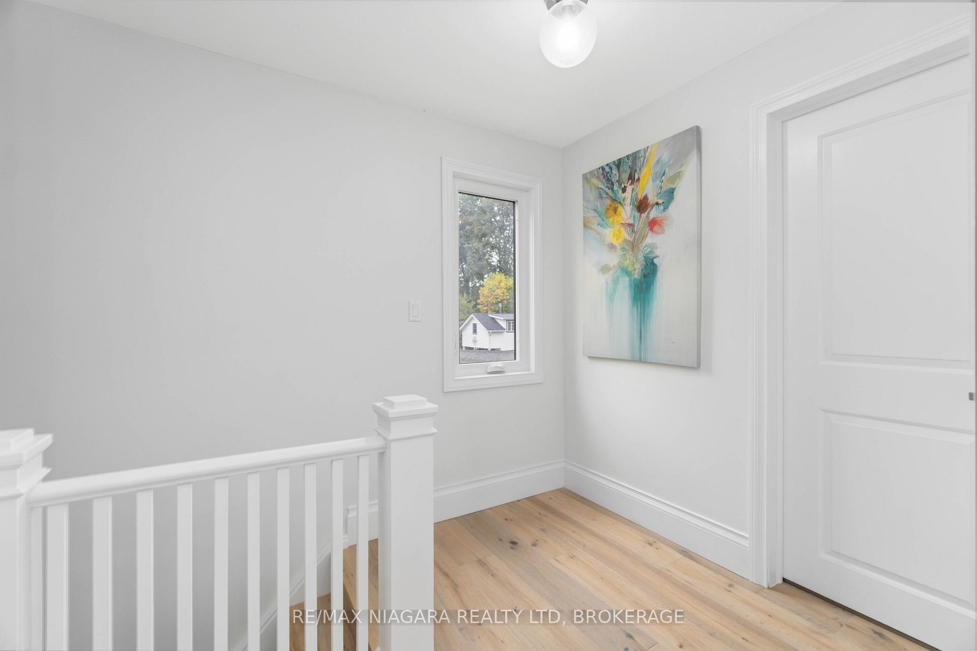 Photo 16 of 7159 Mccoll Drive, Niagara Falls, Casey — HOMEH