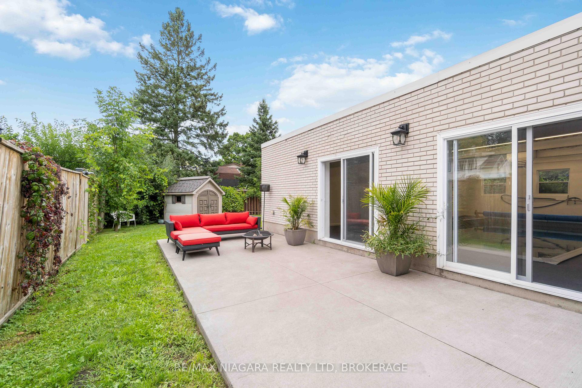 Photo 23 of 7159 Mccoll Drive, Niagara Falls, Casey — HOMEH
