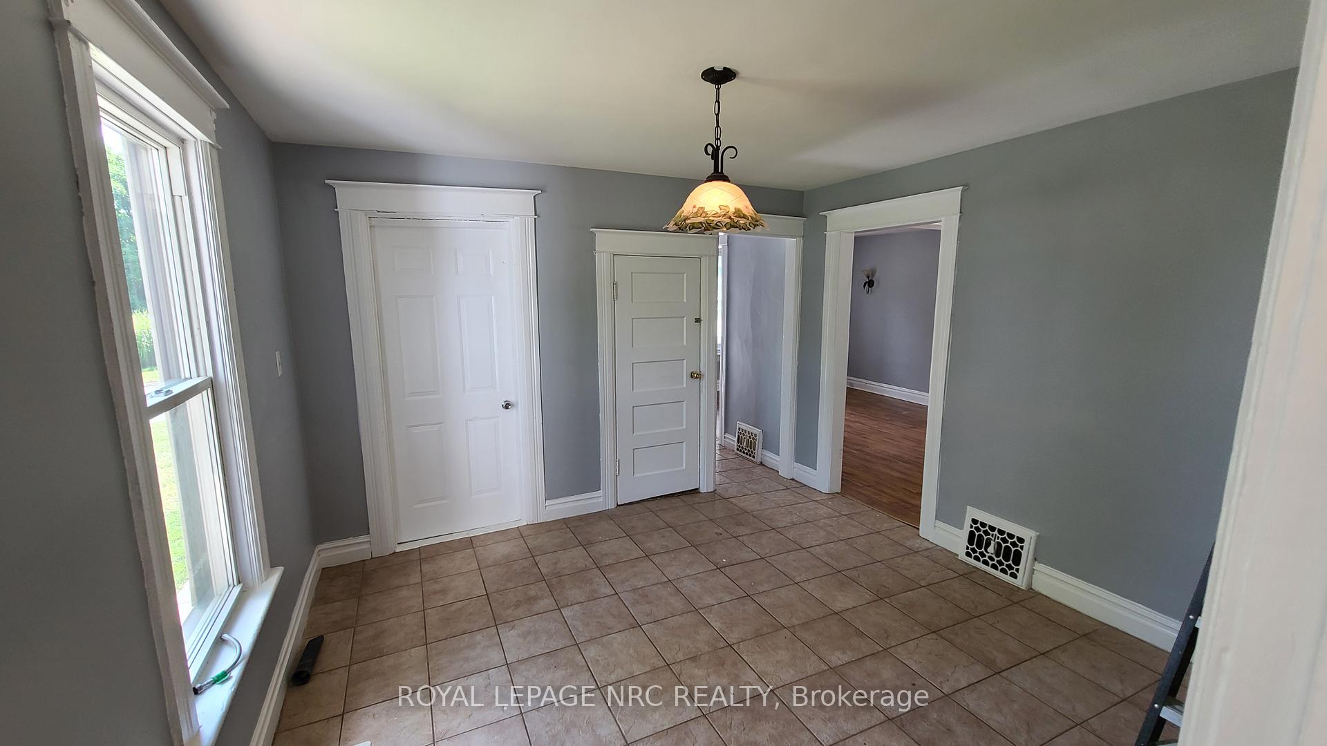 Photo 6 of 33 Canboro Road, Pelham, Fonthill — HOMEH