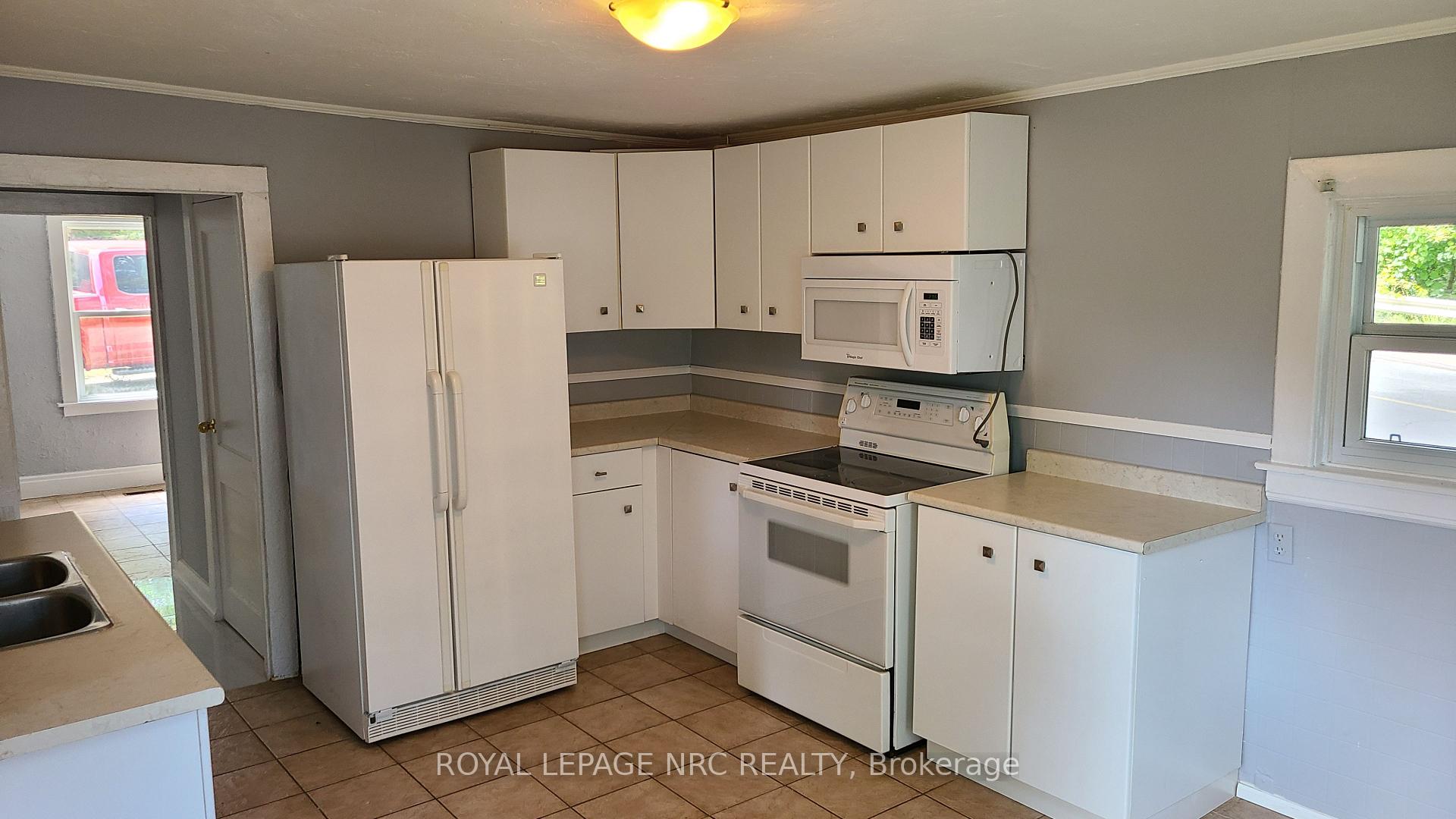 Photo 7 of 33 Canboro Road, Pelham, Fonthill — HOMEH