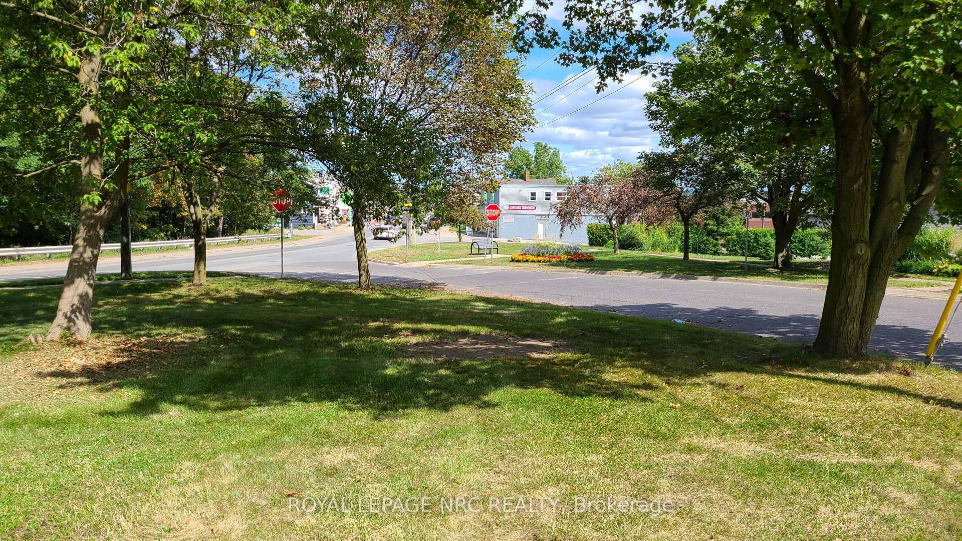 Photo 18 of 33 Canboro Road, Pelham, Fonthill — HOMEH