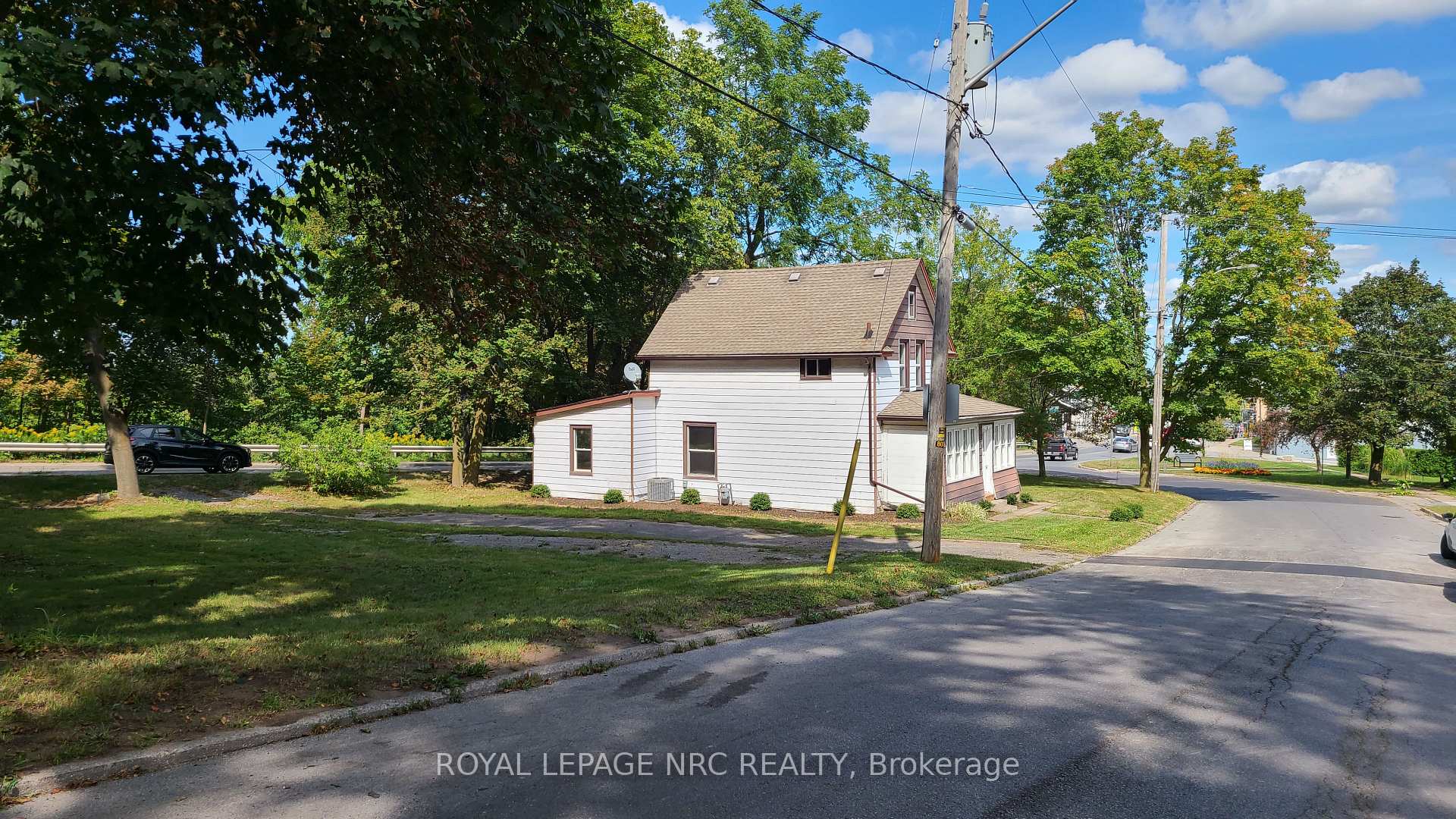 Photo 21 of 33 Canboro Road, Pelham, Fonthill — HOMEH