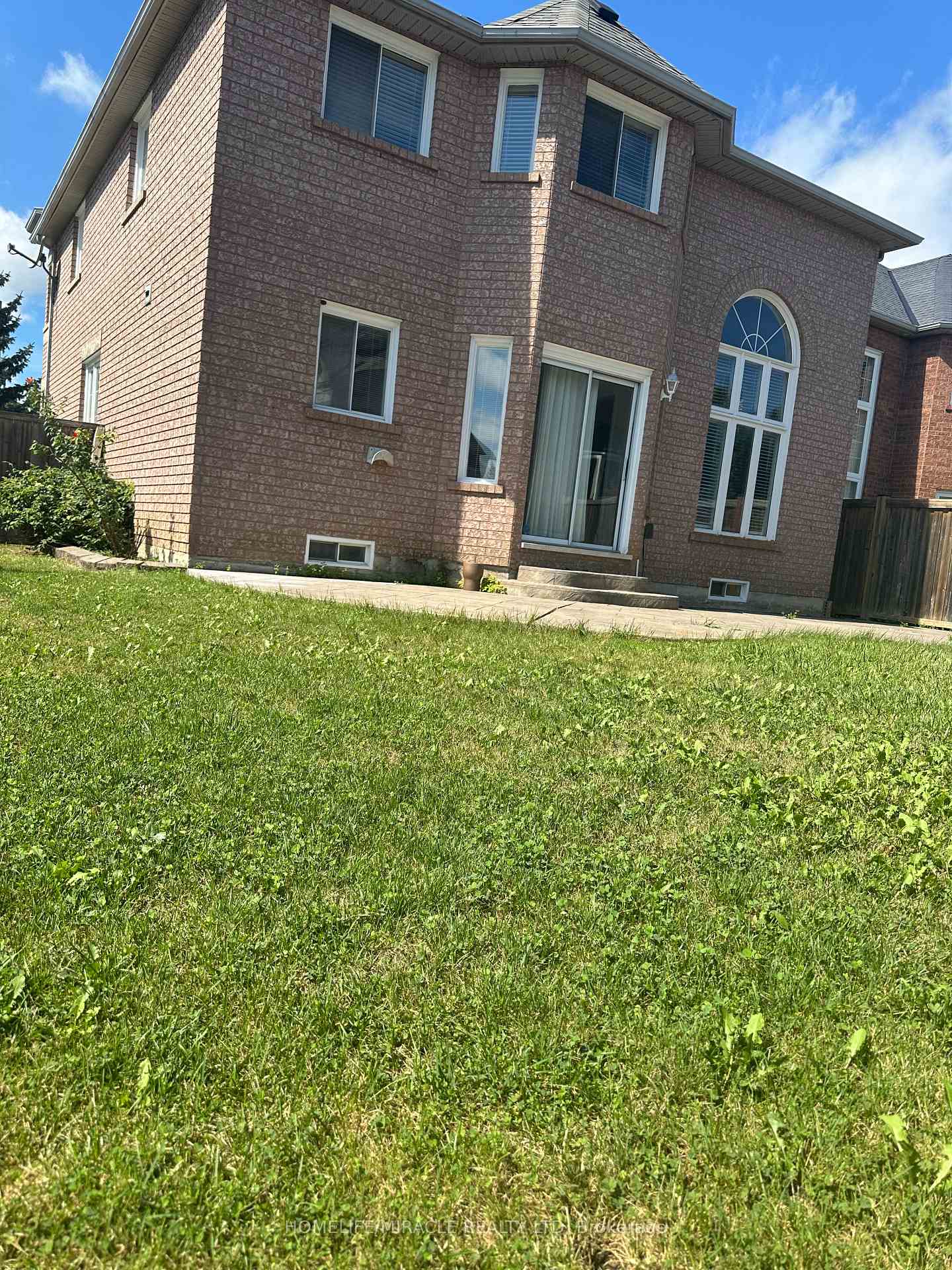 Photo 3 of 6073 Maple Gate Circle, Mississauga, Lisgar — HOMEH