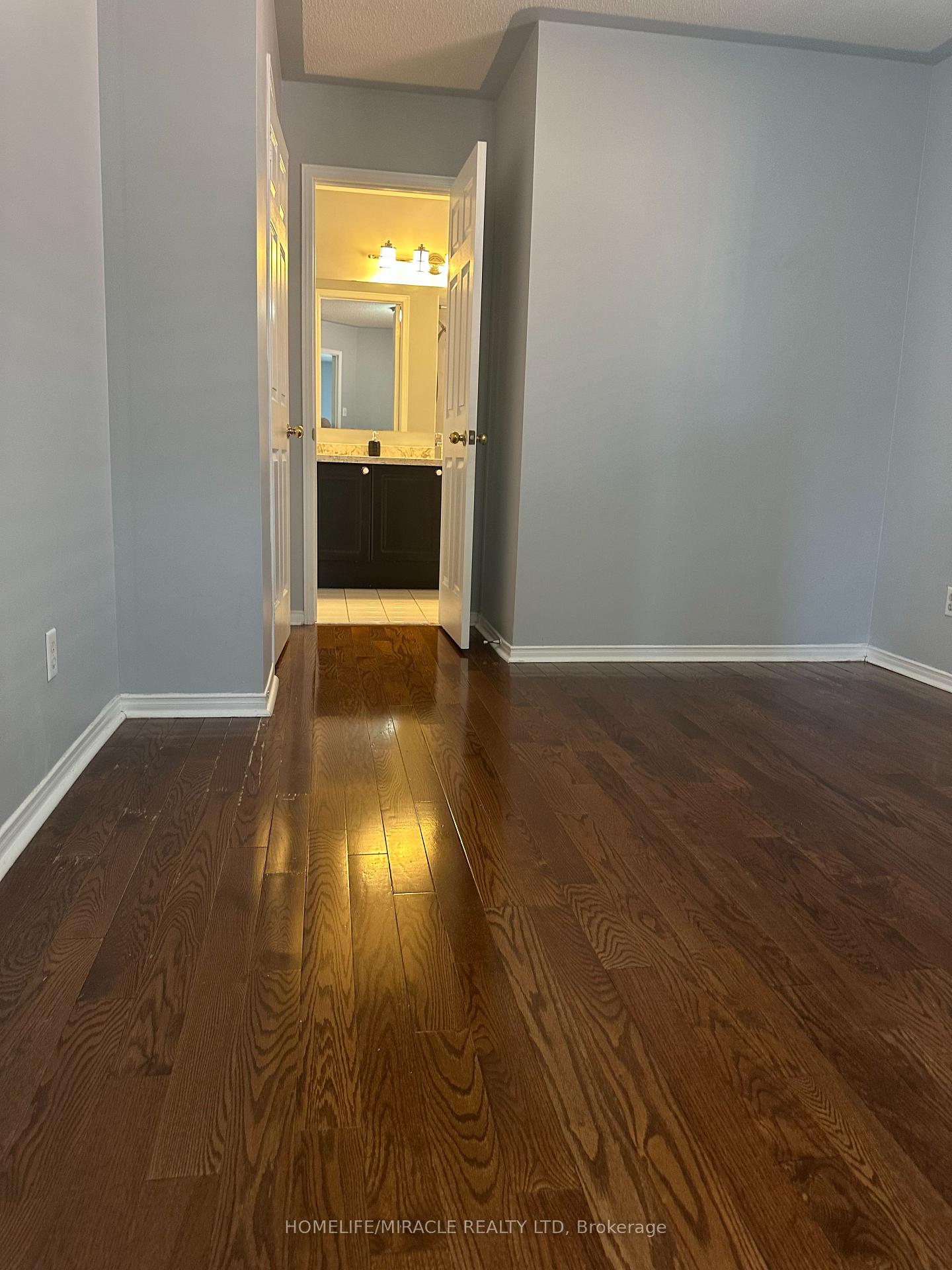 Photo 22 of 6073 Maple Gate Circle, Mississauga, Lisgar — HOMEH