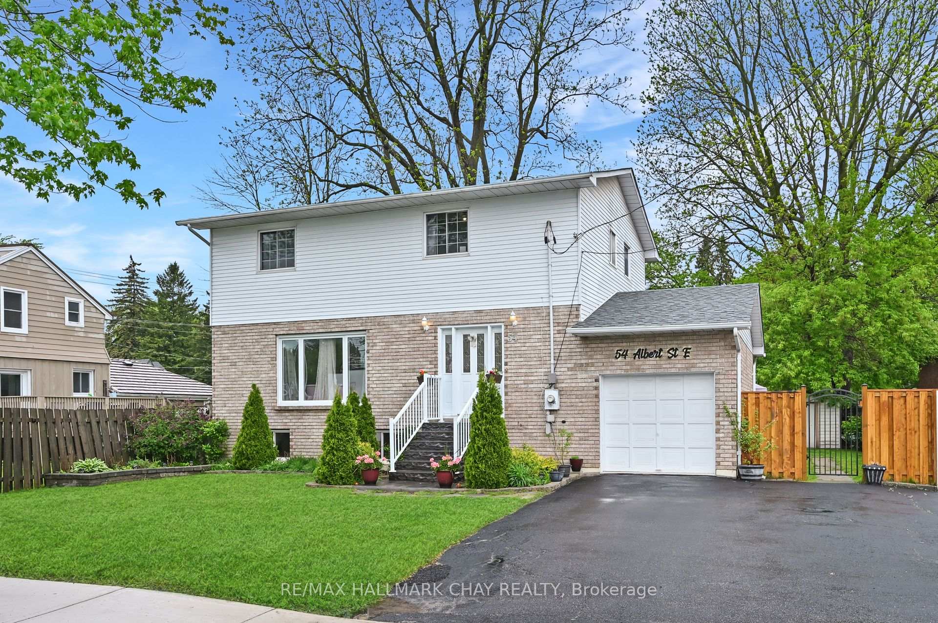 Photo 1 of 54 Albert Street E, New Tecumseth, Alliston — HOMEH