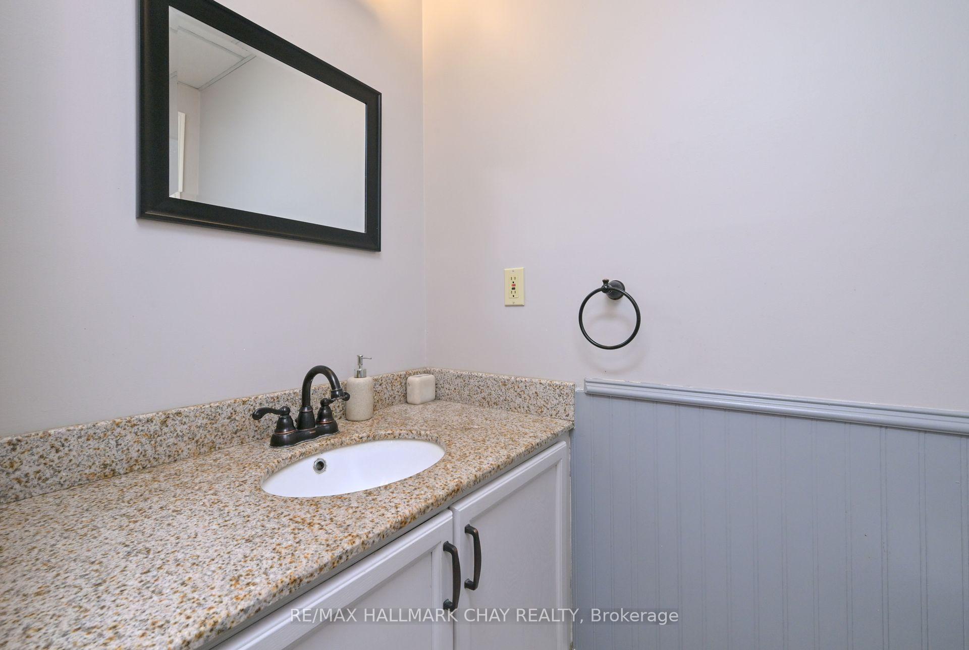 Photo 5 of 54 Albert Street E, New Tecumseth, Alliston — HOMEH