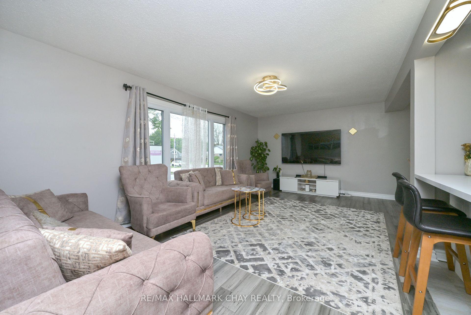 Photo 7 of 54 Albert Street E, New Tecumseth, Alliston — HOMEH