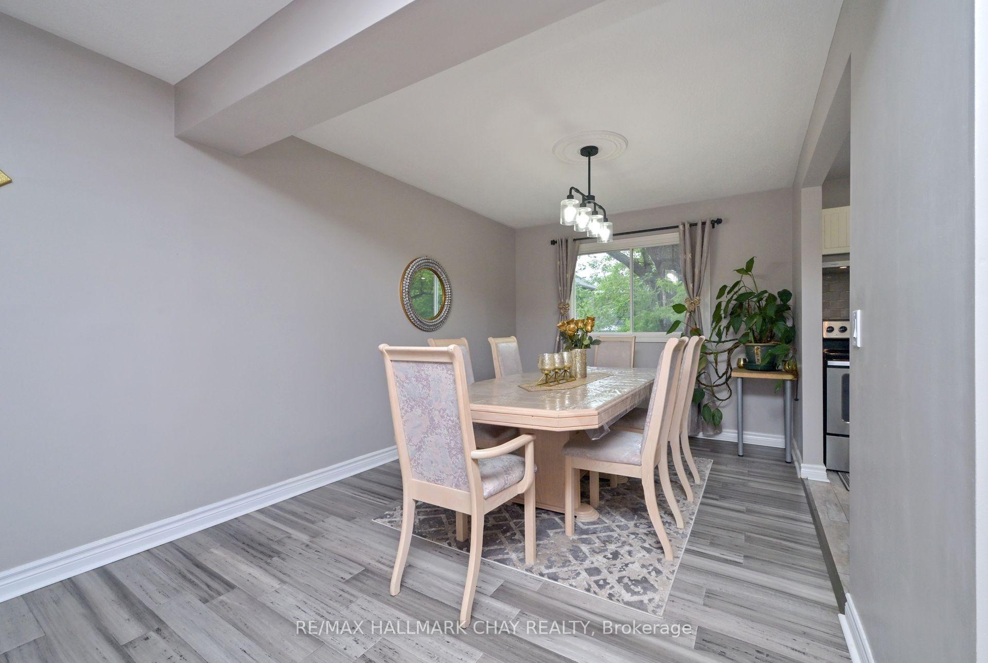 Photo 11 of 54 Albert Street E, New Tecumseth, Alliston — HOMEH