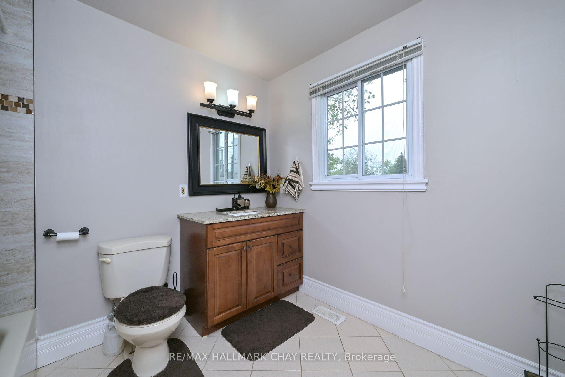 Photo 27 of 54 Albert Street E, New Tecumseth, Alliston — HOMEH