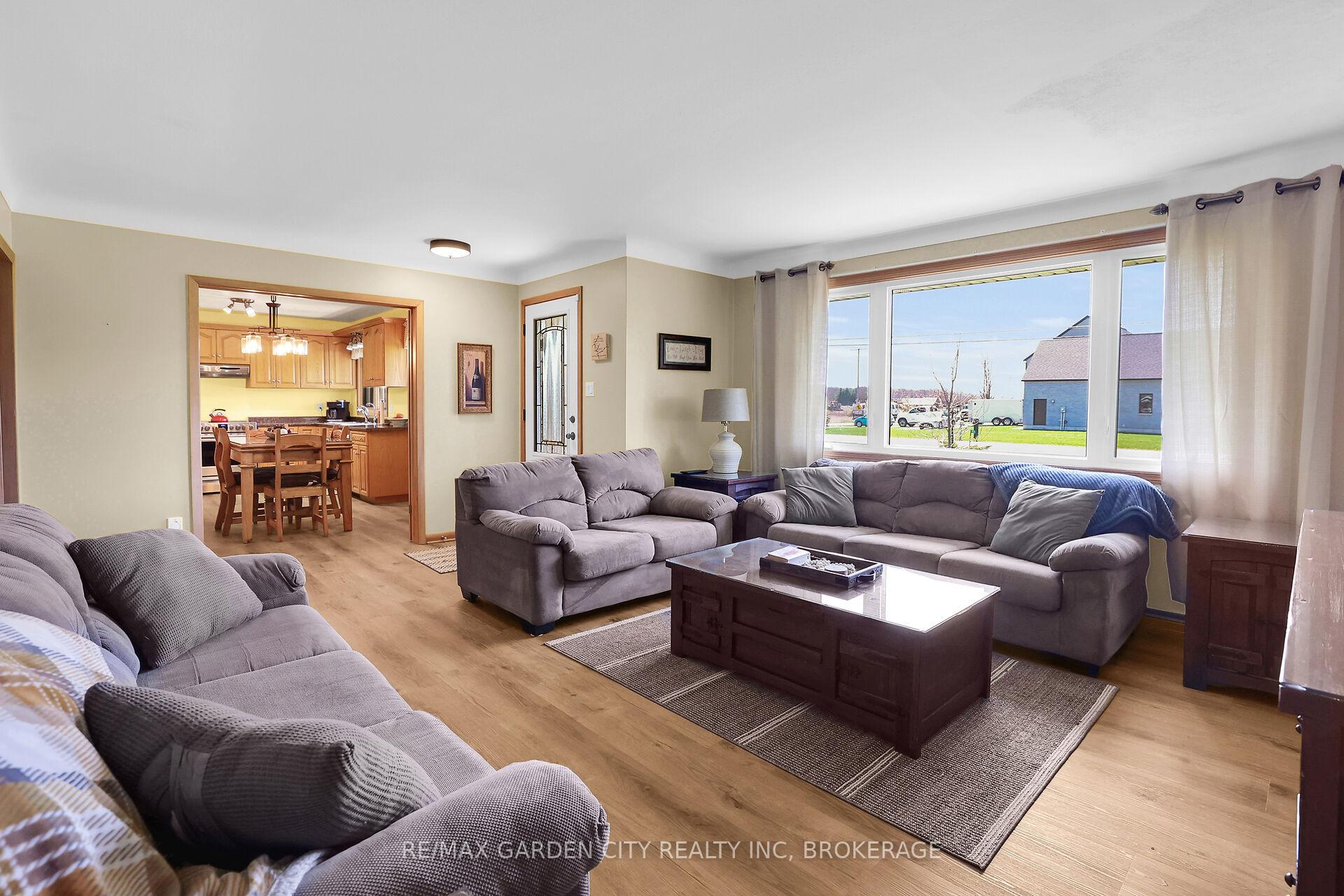 Photo 5 of 905 Canboro Road, Pelham, Fenwick — HOMEH