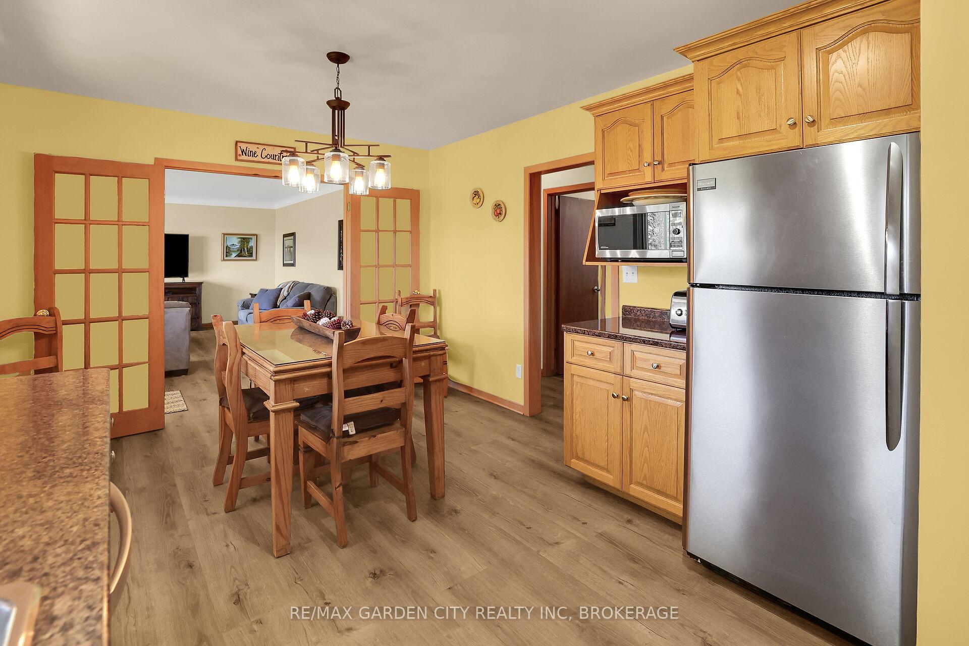 Photo 8 of 905 Canboro Road, Pelham, Fenwick — HOMEH