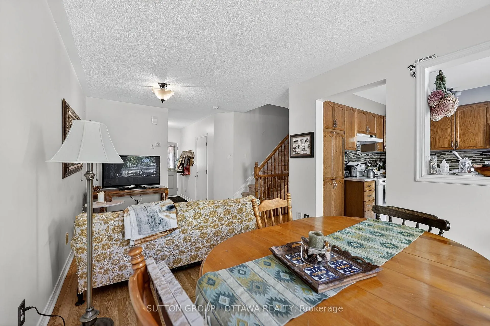 Photo 11 of 1473 Launay Avenue, Ottawa, Fallingbrook/Pineridge — HOMEH