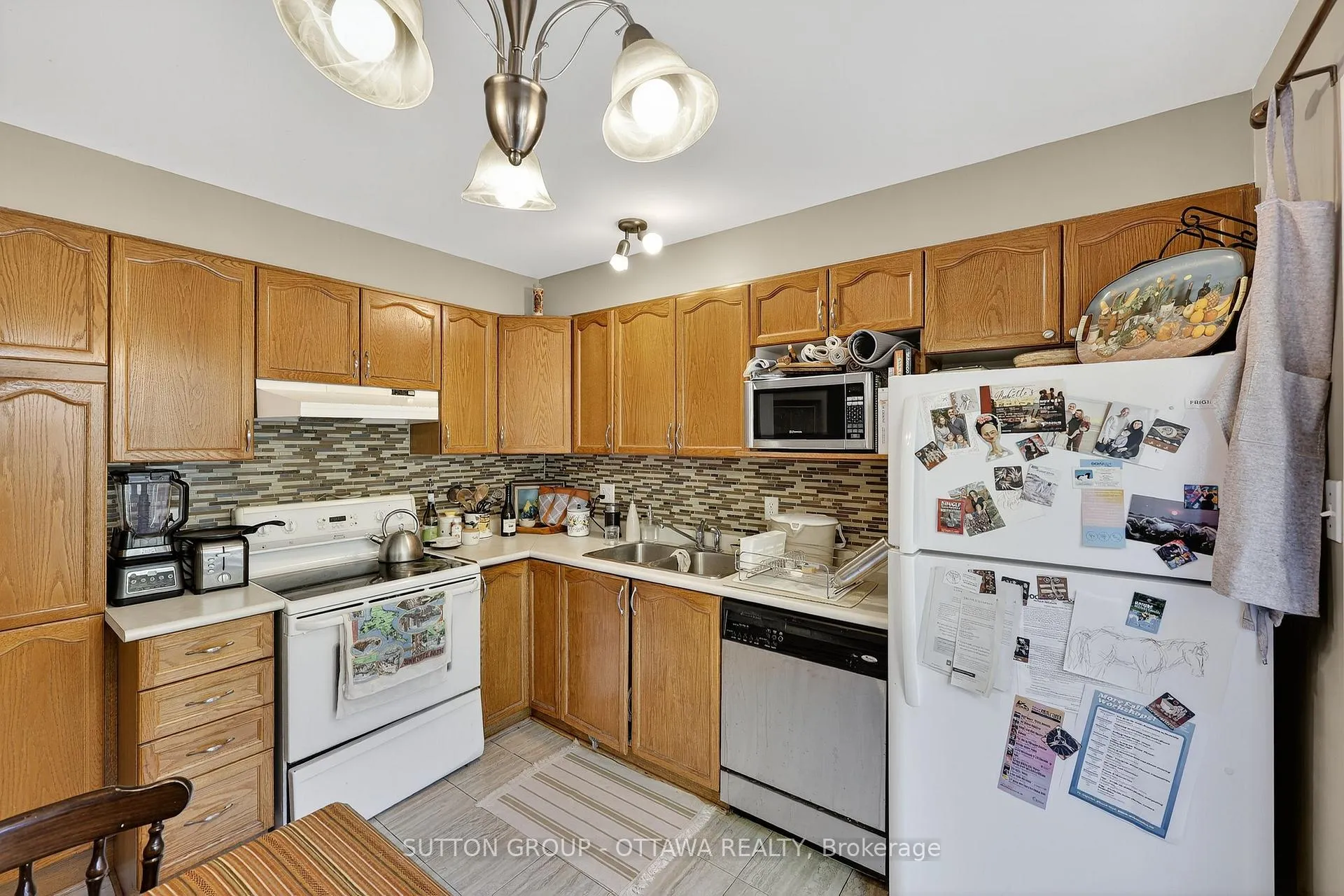Photo 14 of 1473 Launay Avenue, Ottawa, Fallingbrook/Pineridge — HOMEH