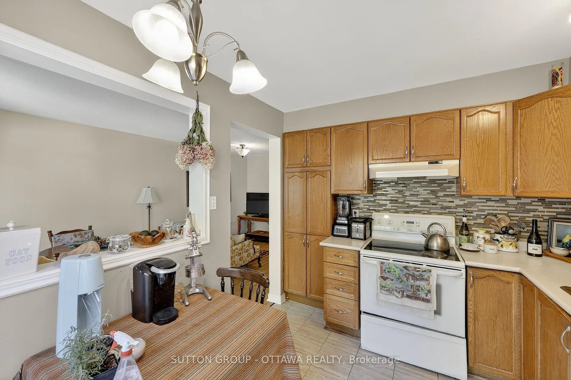 Photo 15 of 1473 Launay Avenue, Ottawa, Fallingbrook/Pineridge — HOMEH