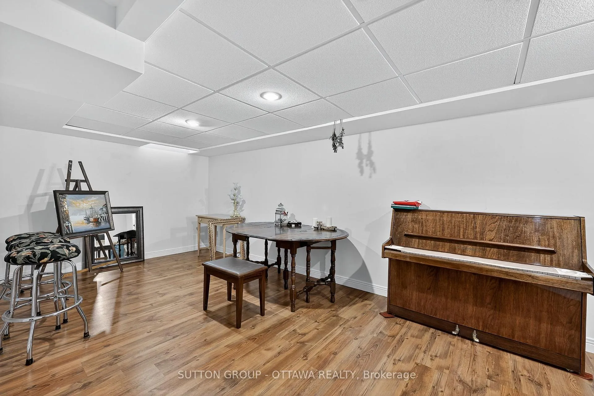 Photo 30 of 1473 Launay Avenue, Ottawa, Fallingbrook/Pineridge — HOMEH