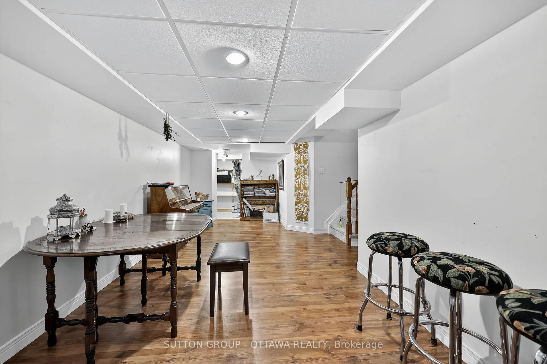 Photo 32 of 1473 Launay Avenue, Ottawa, Fallingbrook/Pineridge — HOMEH