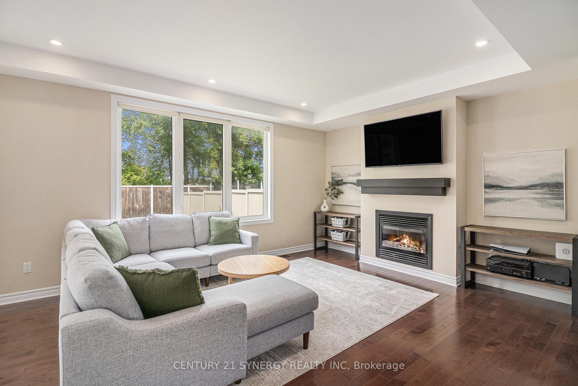 Photo 6 of 236 Enclave Walk, Ottawa, Chapel Hill South - Orleans Village — HOMEH