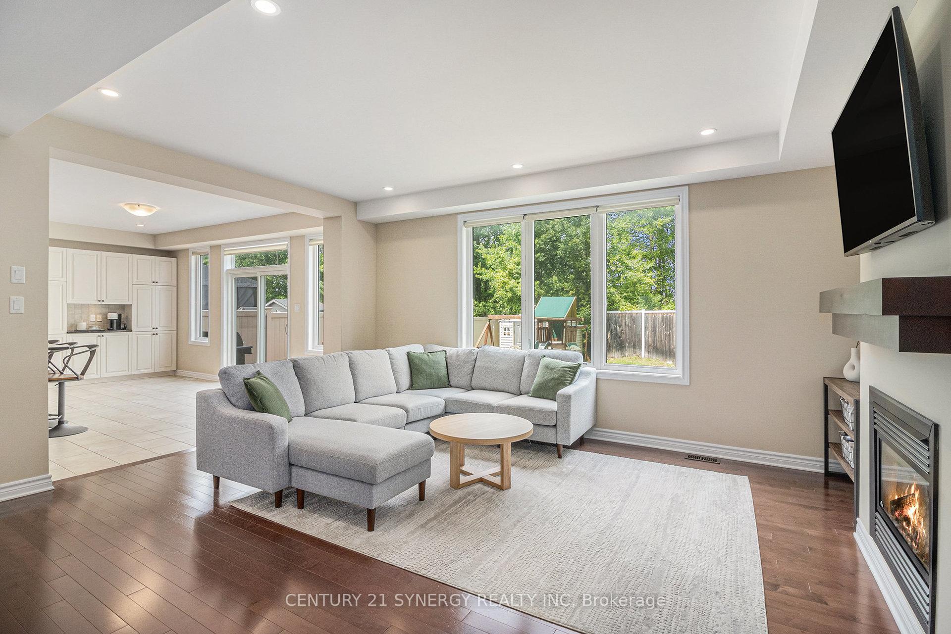 Photo 9 of 236 Enclave Walk, Ottawa, Chapel Hill South - Orleans Village — HOMEH