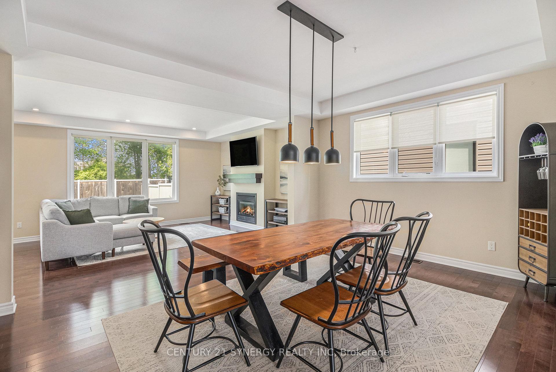 Photo 10 of 236 Enclave Walk, Ottawa, Chapel Hill South - Orleans Village — HOMEH