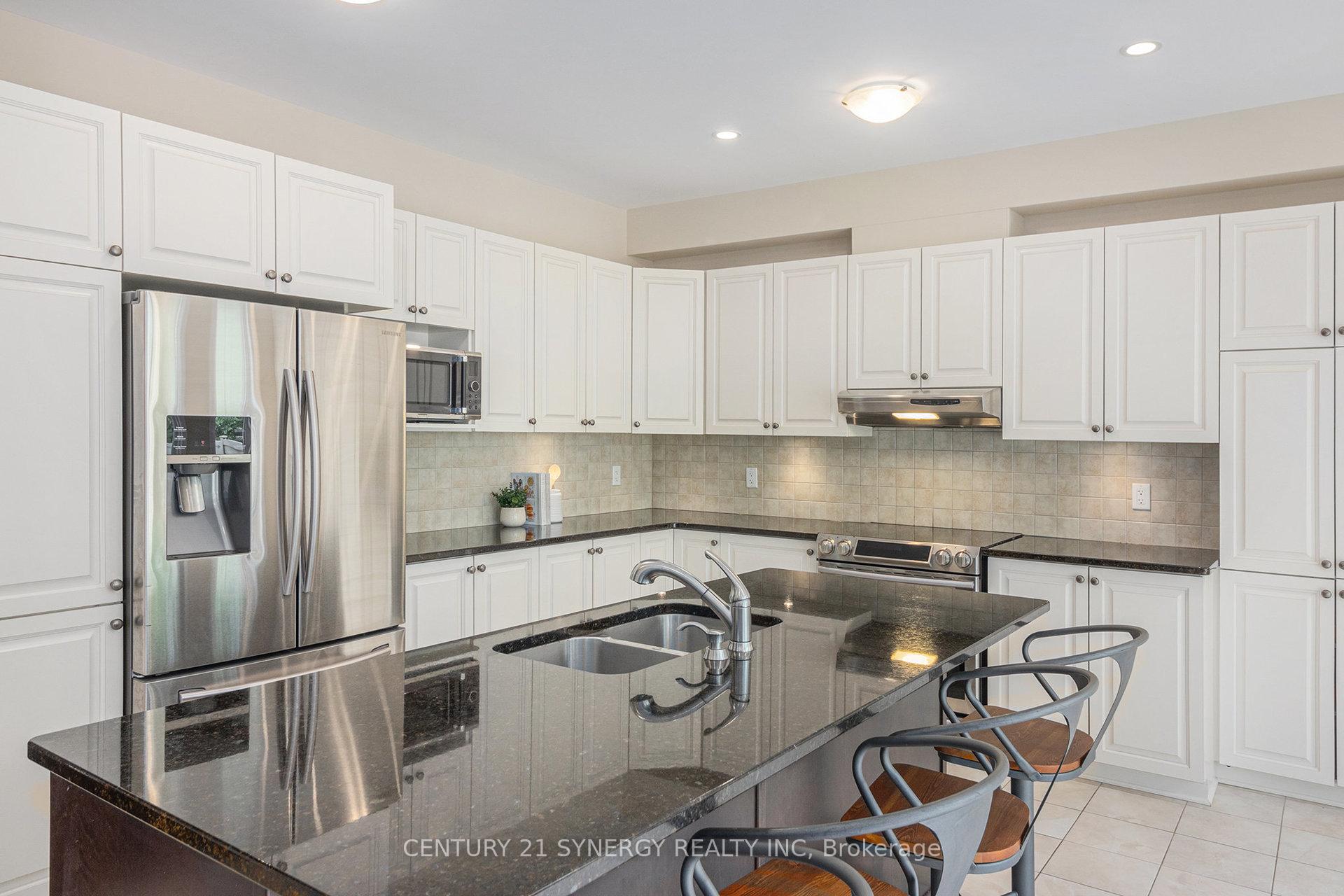 Photo 13 of 236 Enclave Walk, Ottawa, Chapel Hill South - Orleans Village — HOMEH