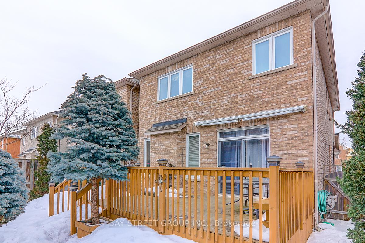 Photo 5 of 62 Tidewater Street, Markham, Wismer — HOMEH