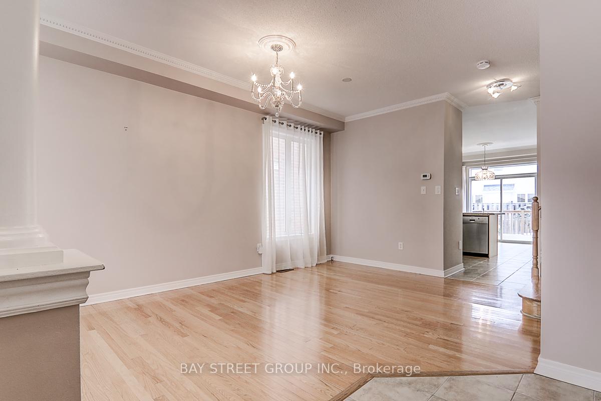 Photo 6 of 62 Tidewater Street, Markham, Wismer — HOMEH