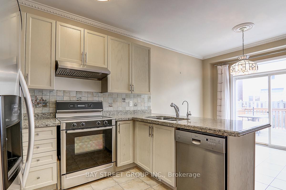 Photo 12 of 62 Tidewater Street, Markham, Wismer — HOMEH