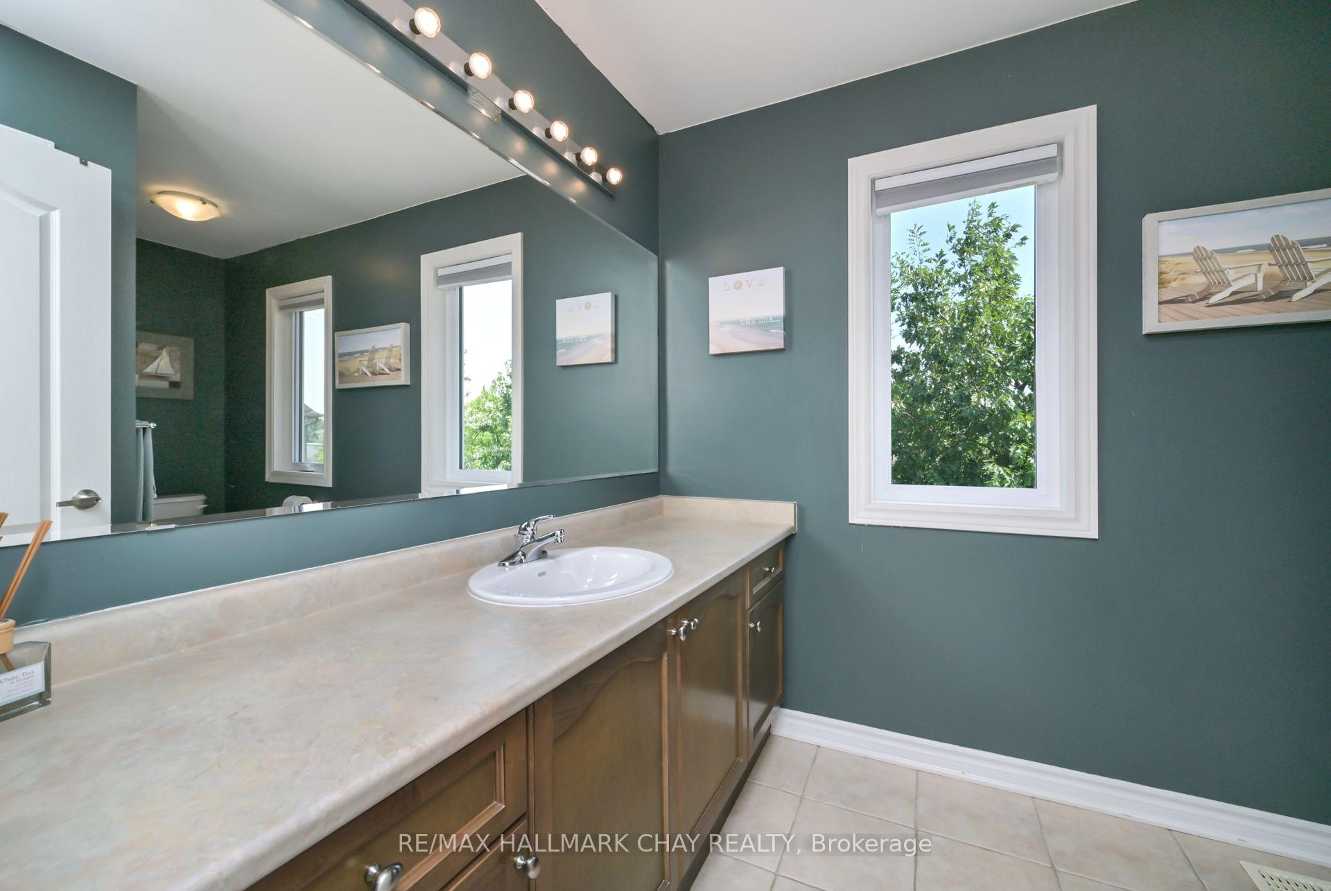 Photo 20 of 8 Riley Road, New Tecumseth, Alliston — HOMEH