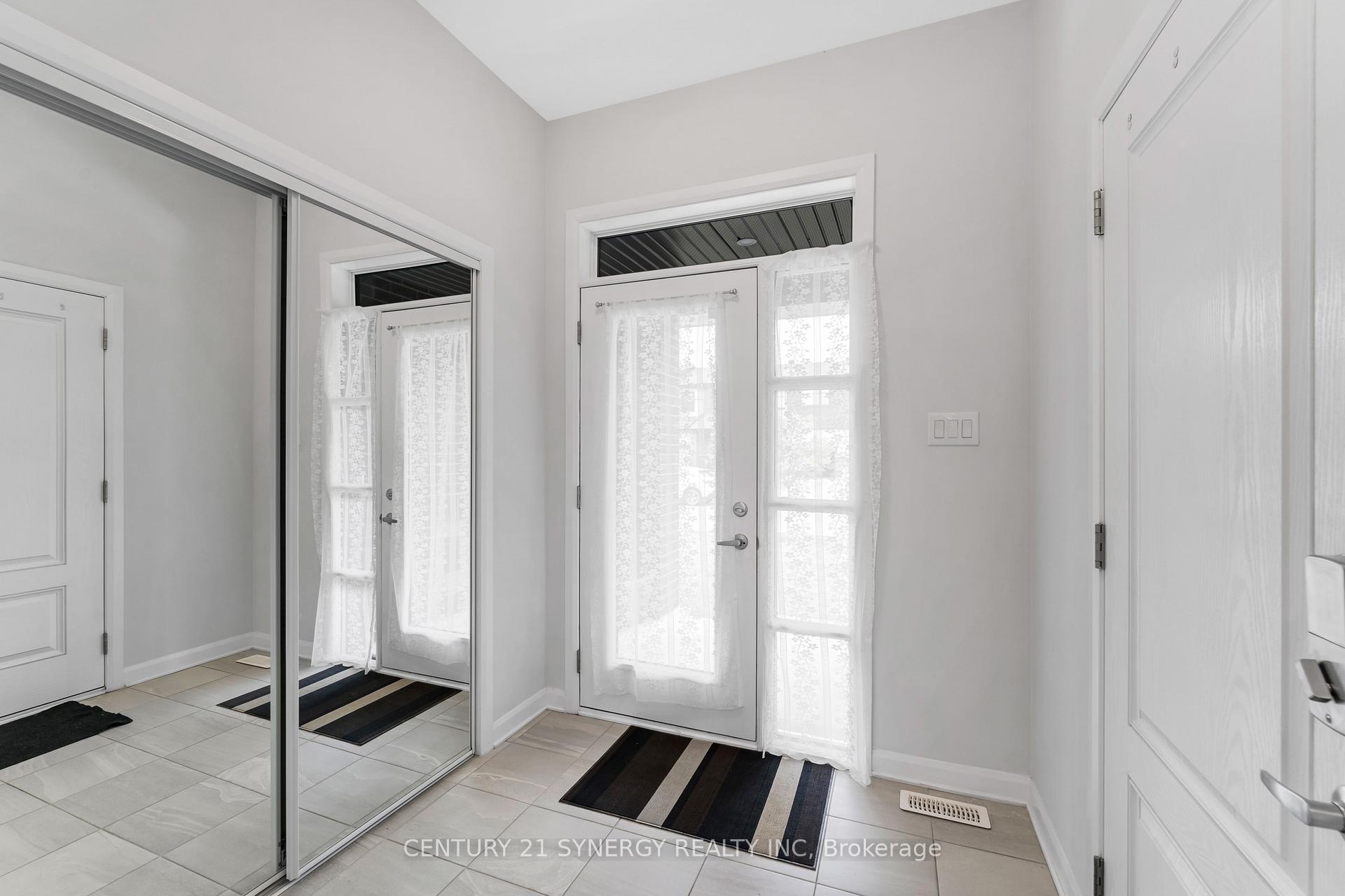 Photo 2 of 828 Dynasty Street, Ottawa, Avalon East — HOMEH