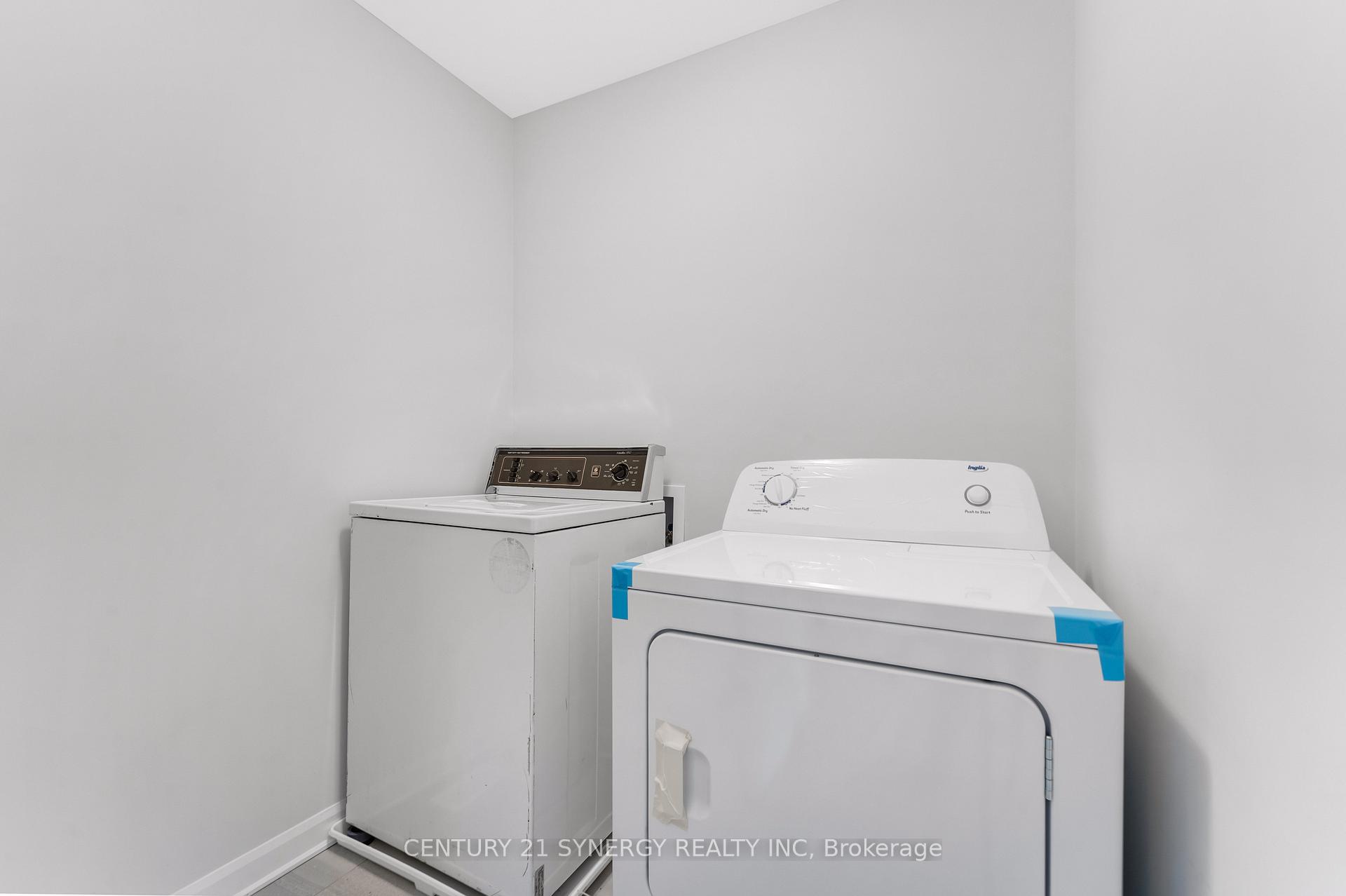 Photo 12 of 828 Dynasty Street, Ottawa, Avalon East — HOMEH