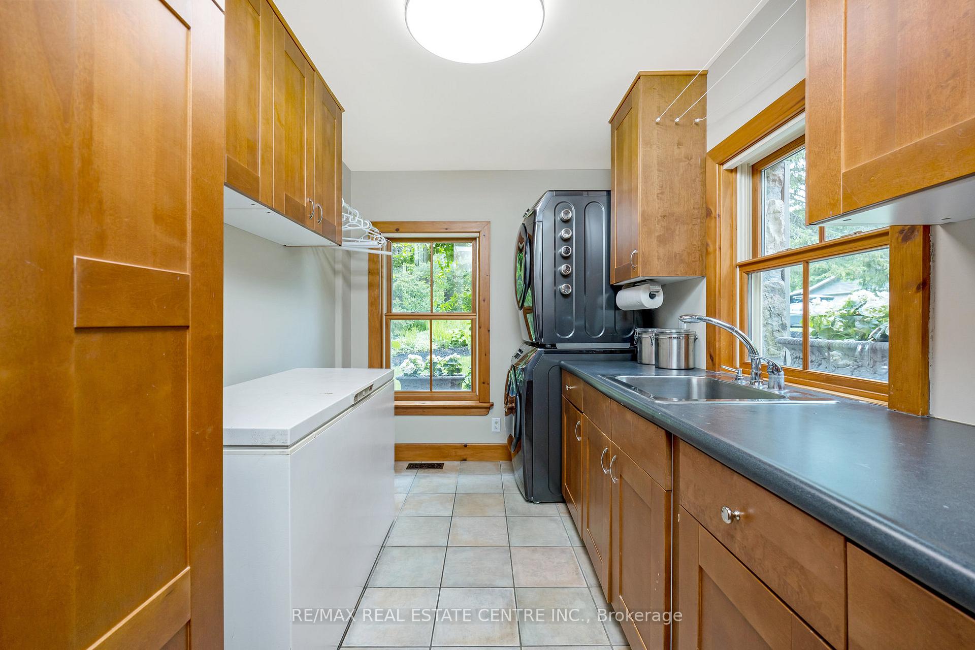Photo 8 of 8492 Canyon Road, Milton, Rural Milton West — HOMEH