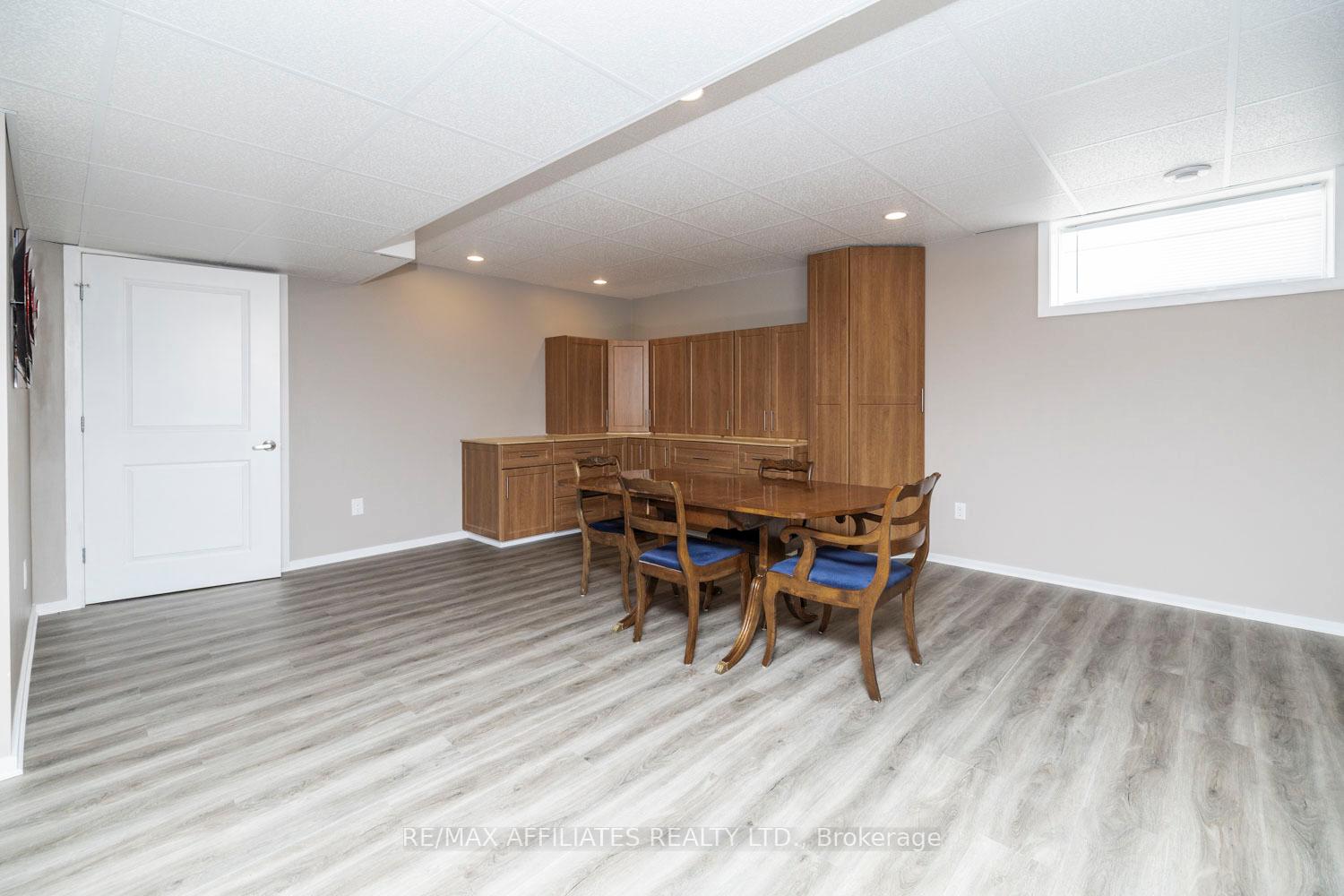 Photo 28 of 4 Senators Gate Drive, Perth — HOMEH