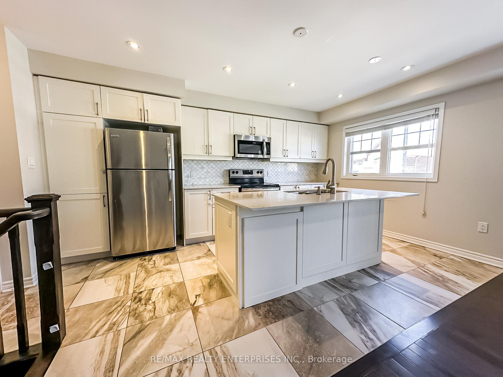 Photo 23 of Unit 143, 1000 Asleton Boulevard, Milton, Willmott — HOMEH